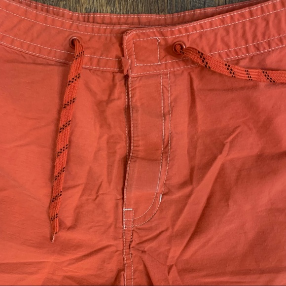 Vintage Y2K GAP embroidered Velcro board shorts - Picture 3 of 14